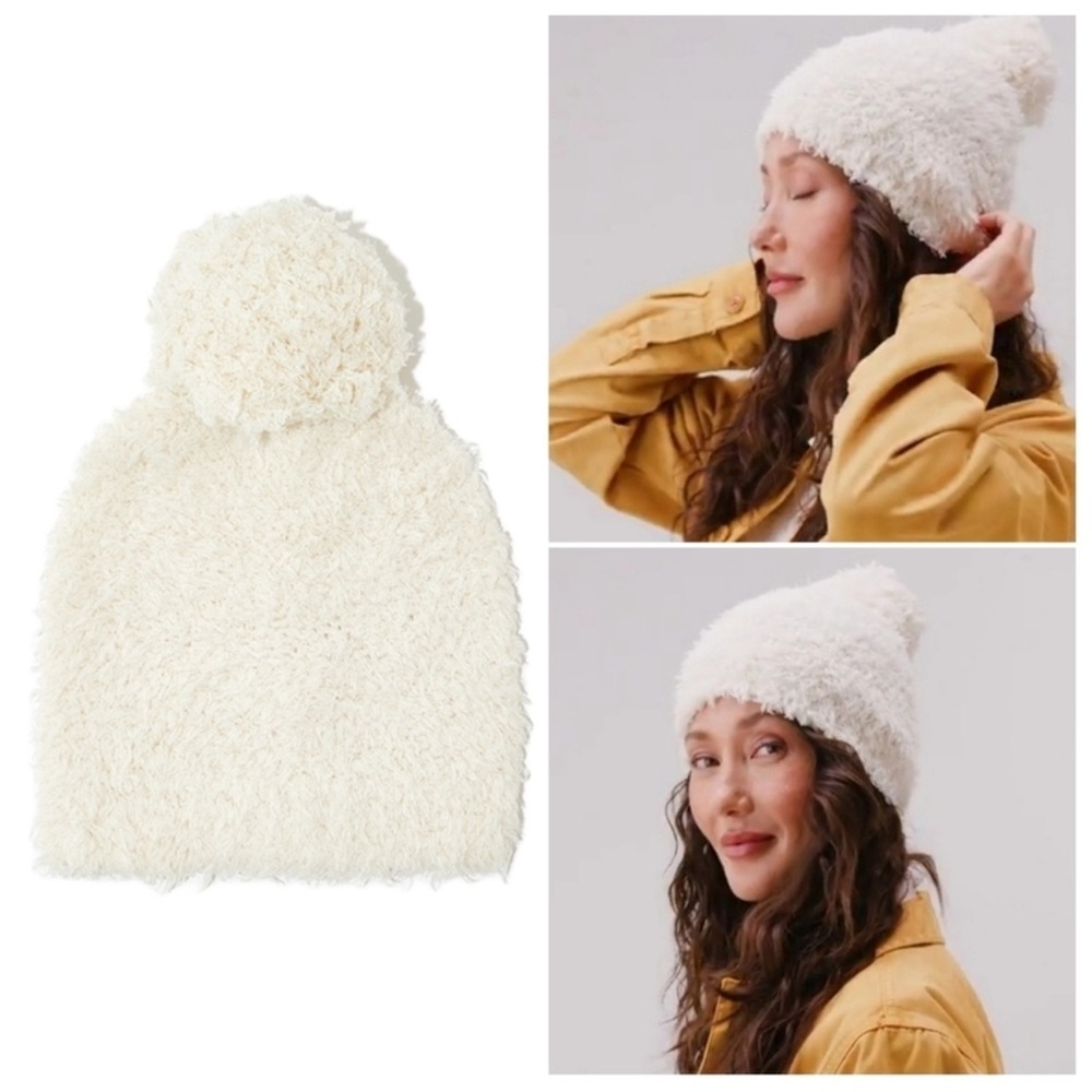 COZY & WARM WHITE HAT WITH POM POM BY LEMON - NWT